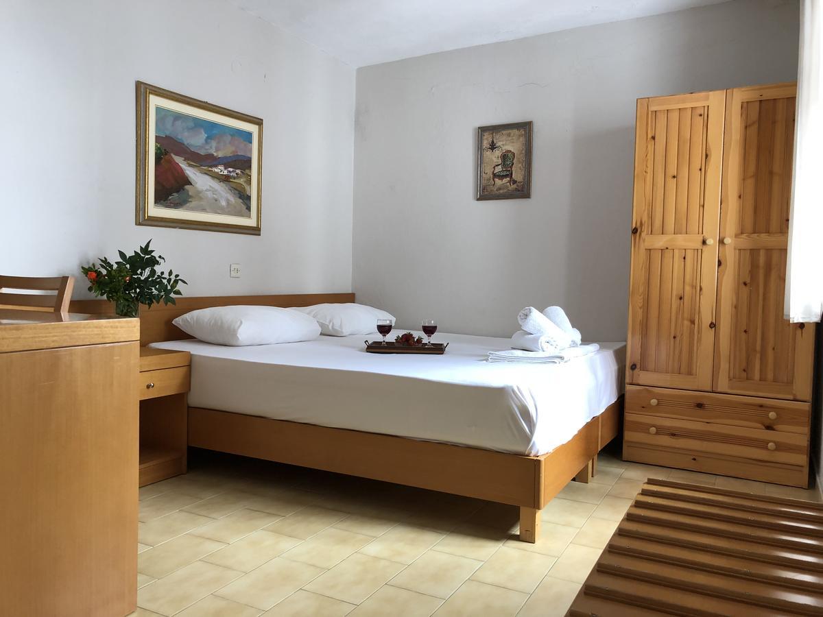 Porto Guest House Skiathos Екстериор снимка